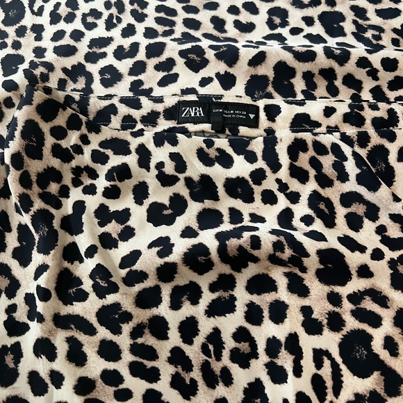 Leopard Print Midi Skirt - Picture 3 of 3